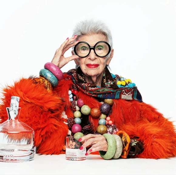 Meet your Posher - Picture 1 of 1